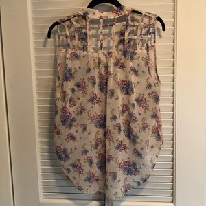 Millau Tops - Tie front tank Millau Tops - Tie front tank